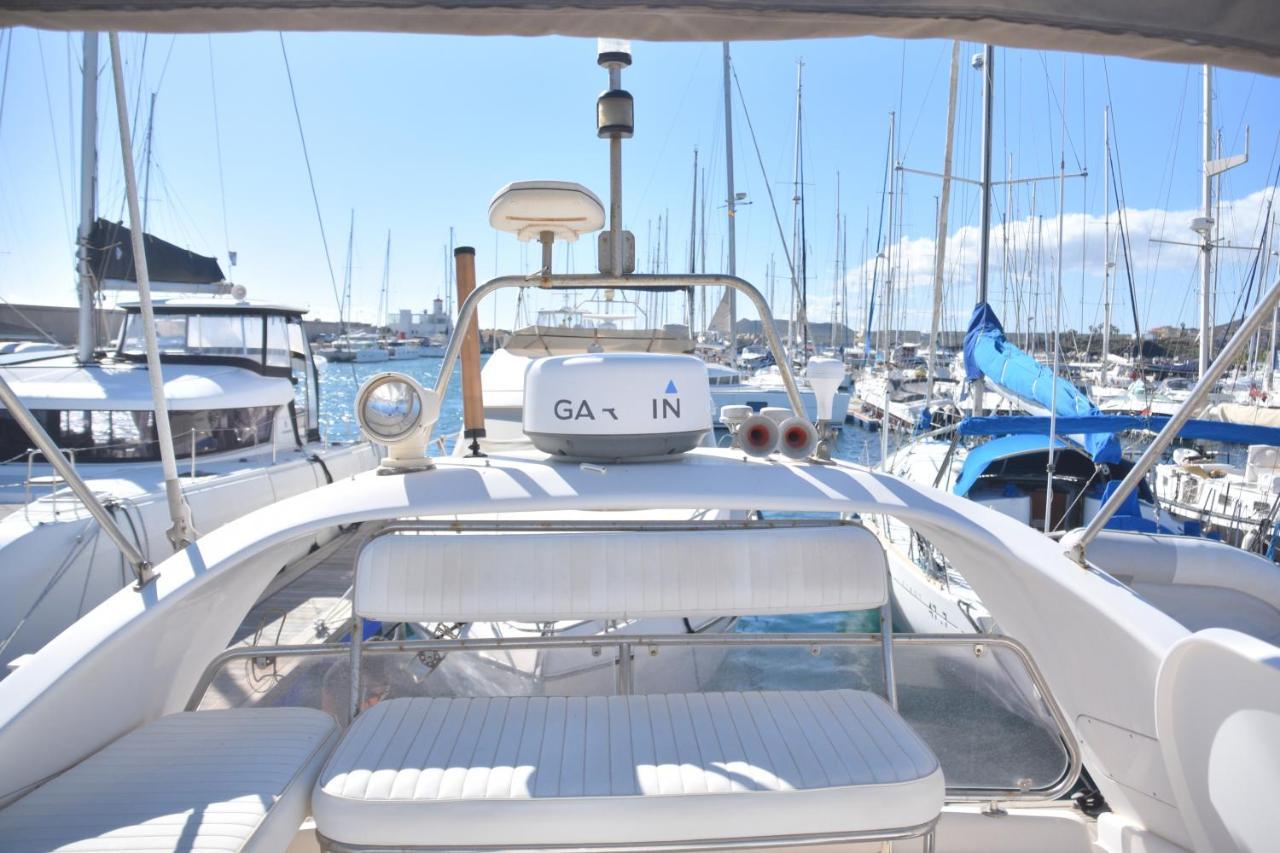 فندق Luxury Yacht Kamikara سان ميغيل ذي أبونا المظهر الخارجي الصورة